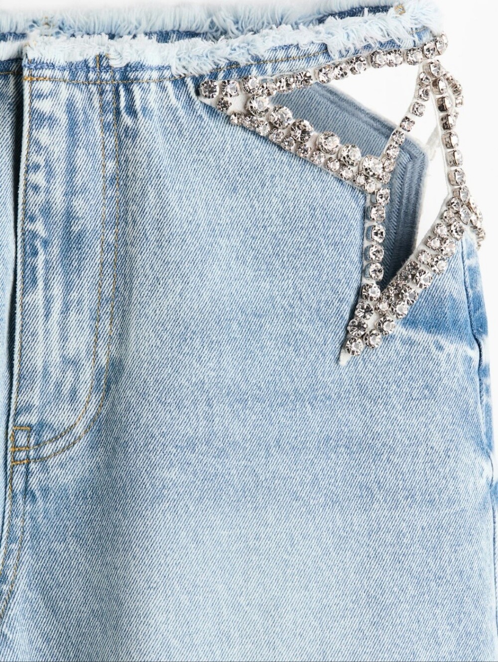 H&M Stella McCartney CRYSTAL-STAR STRAIGHT-LEG JEANS 16 - Picture 3 of 6